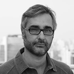 Cássio Vasconcellos - Carbono Galeria