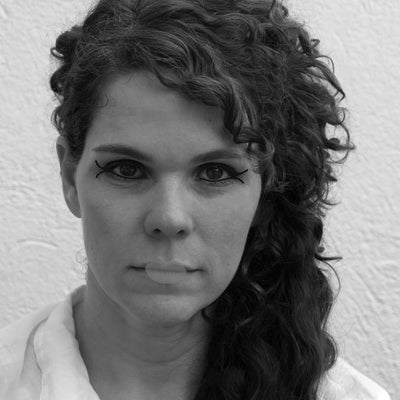 Laura Lima - Carbono Galeria