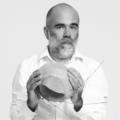 Siri - Carbono Galeria