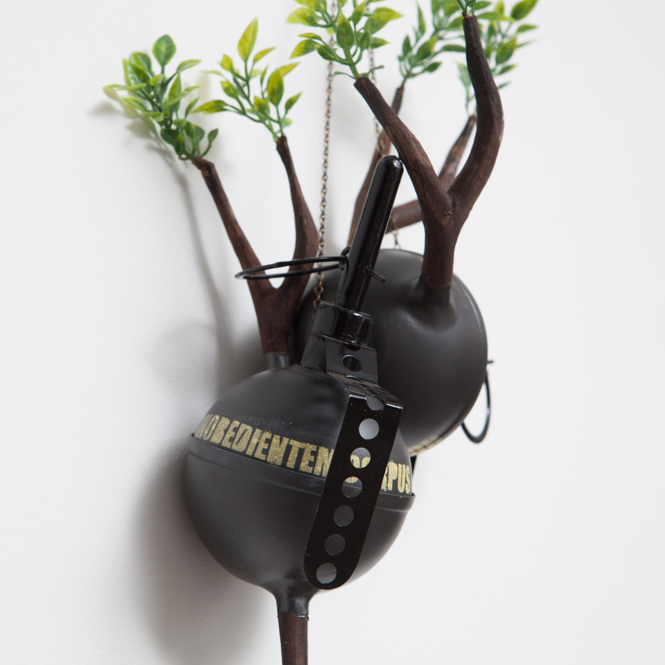 Camille Kachani, Humanidade fantástica