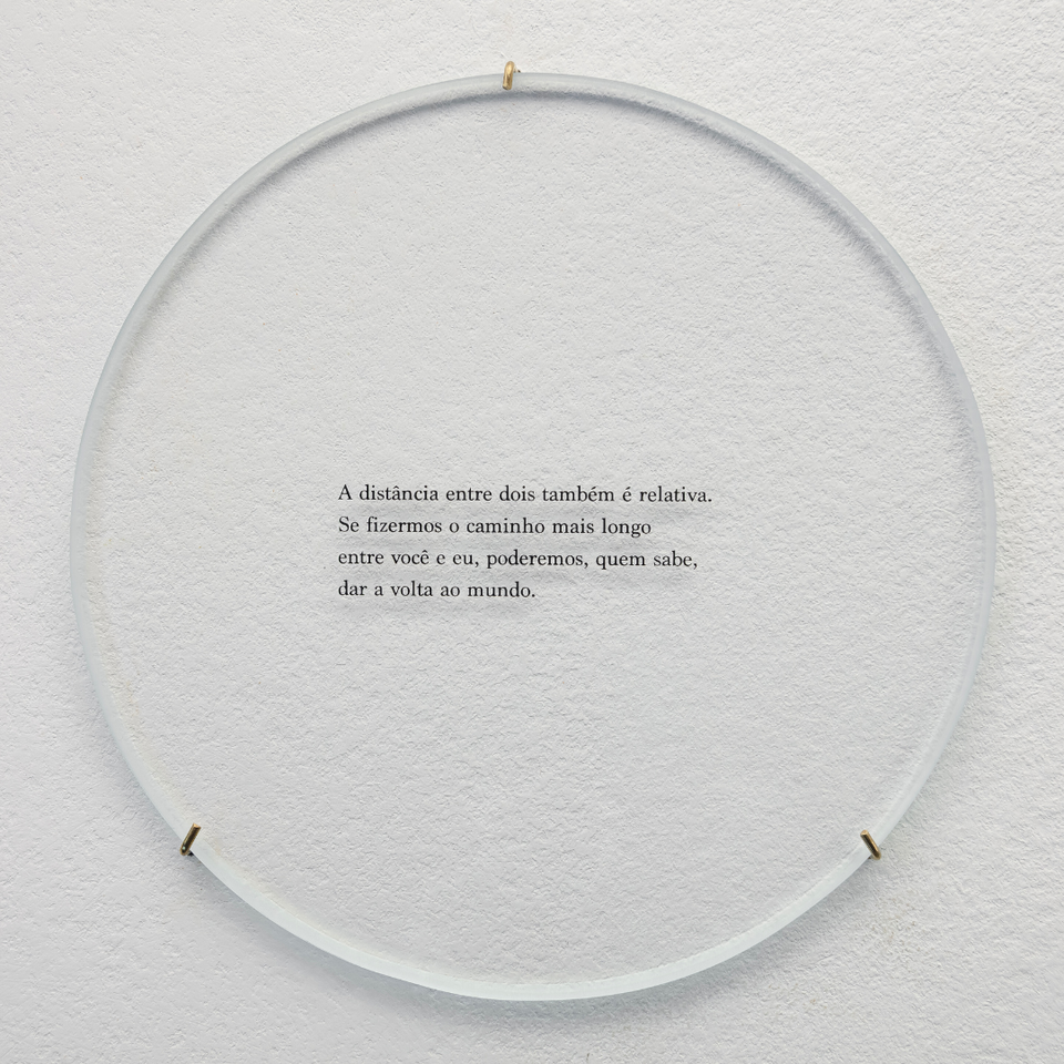 A distância entre dois também é relativa