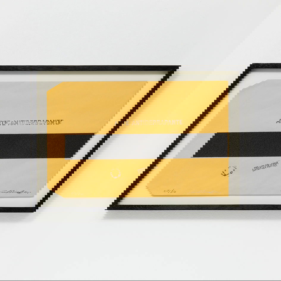 ARTE ANTIDERRAPANTE - Carbono Galeria