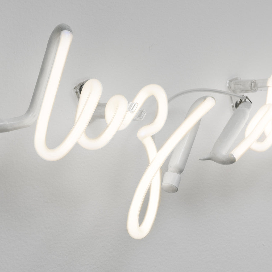 A luz dormiu acesa - Carbono Galeria