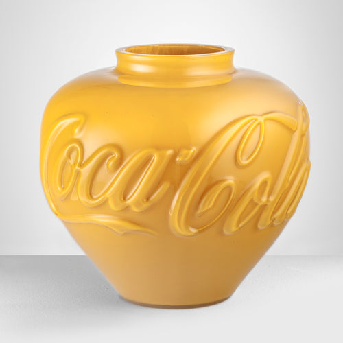 Vases in five color