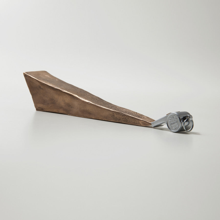 Apito - Carbono Galeria