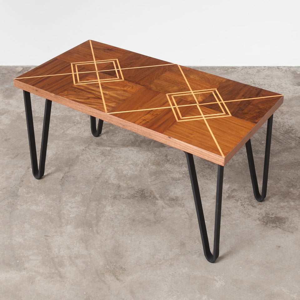 Banco Ed. Lugano - Carbono Galeria