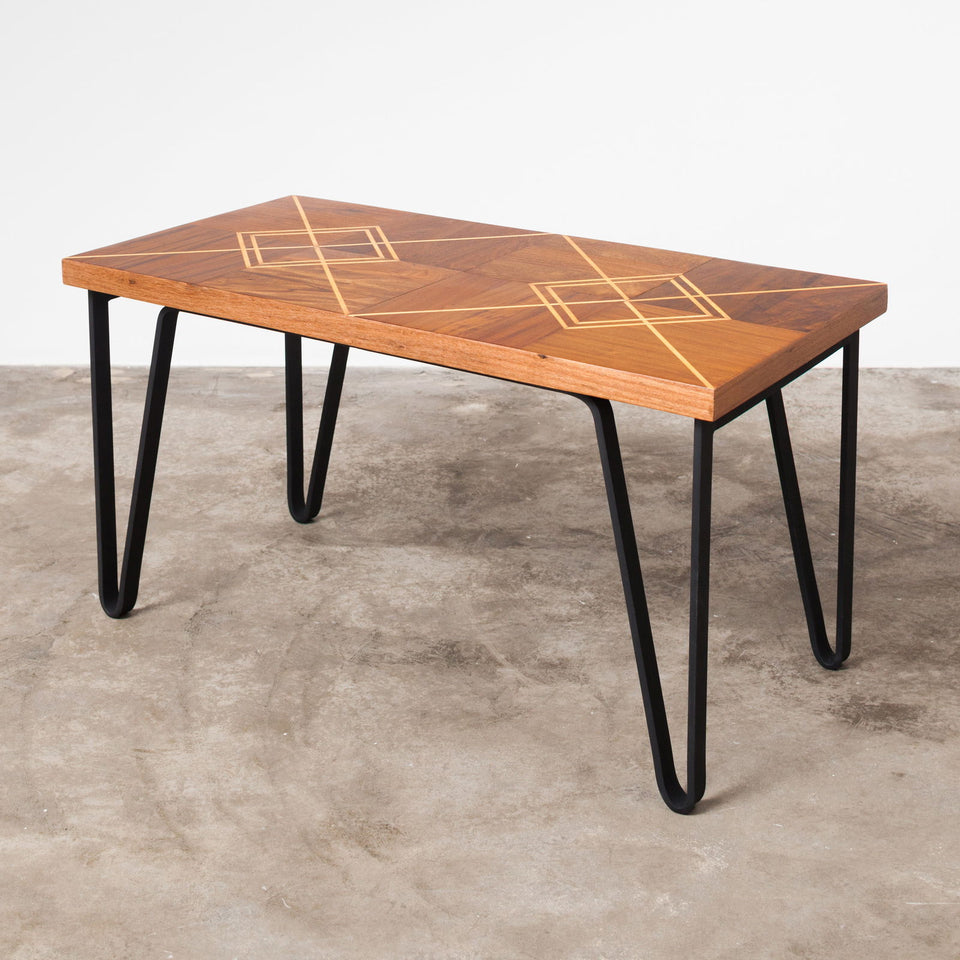 Banco Ed. Lugano - Carbono Galeria