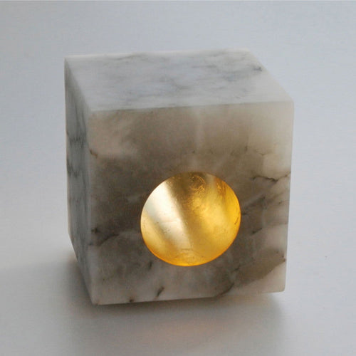 Cubo de ouro - Carbono Galeria