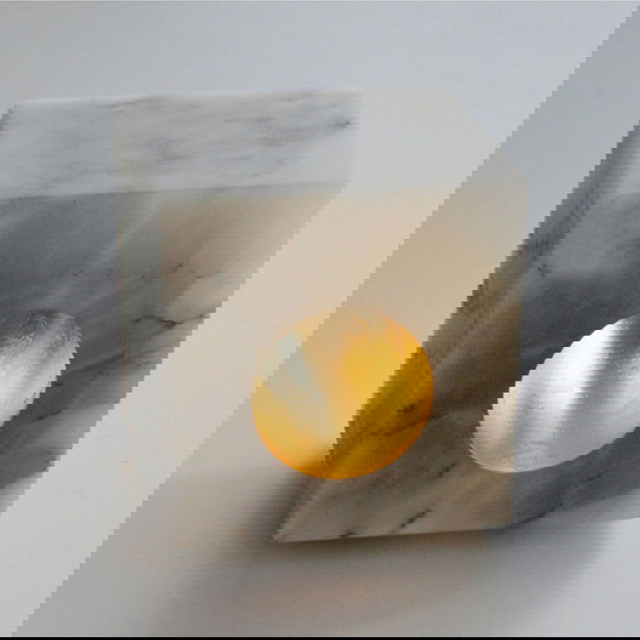 Cubo de ouro - Carbono Galeria