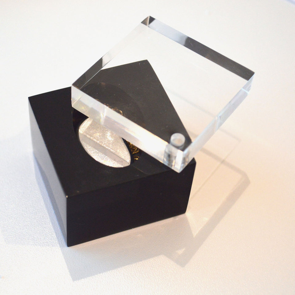 Deprata 2 - Carbono Galeria