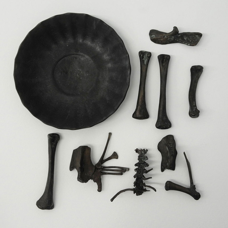 Frango - Carbono Galeria