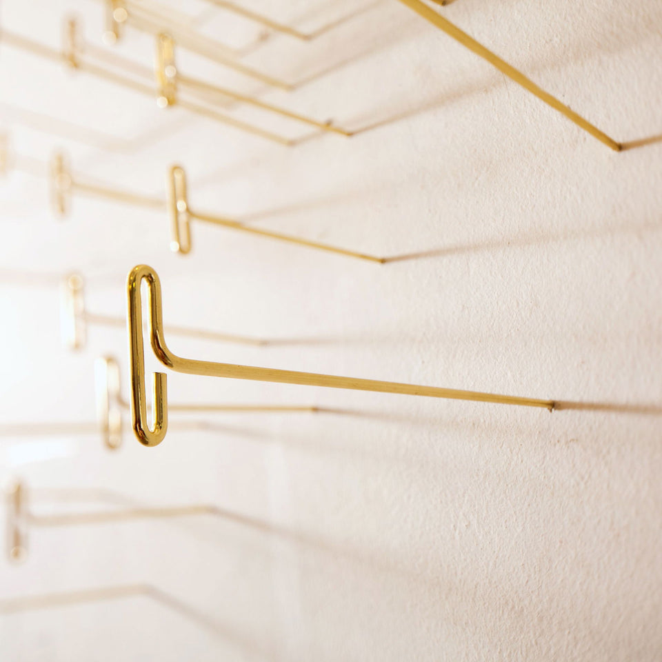 PIN - Carbono Galeria