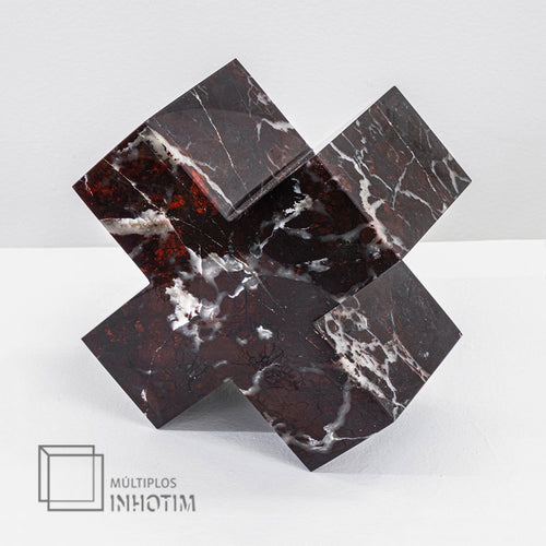 X vermelho - Carbono Galeria