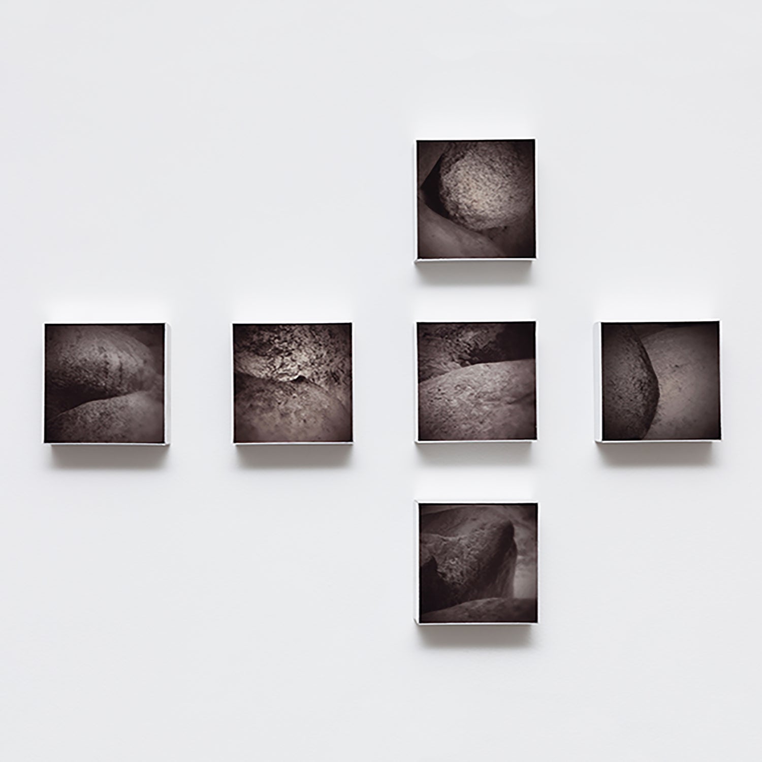 Jaques Faing, Série pedras