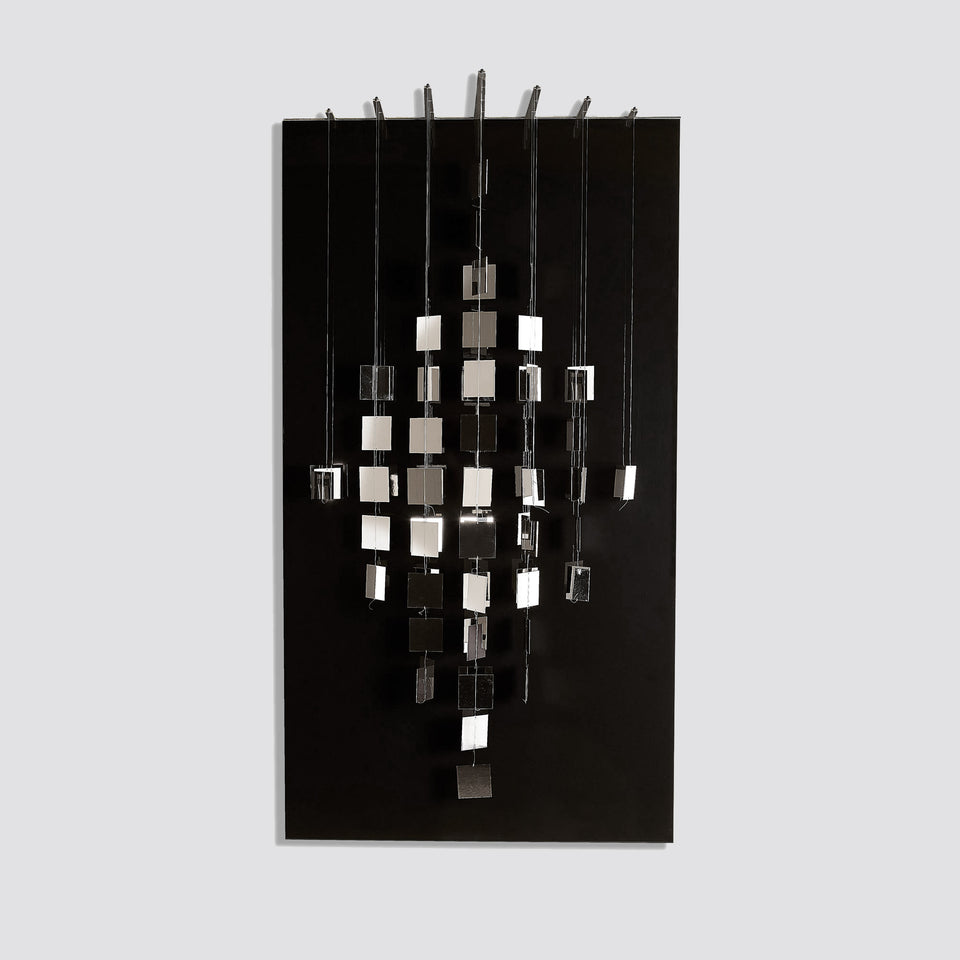 Virtual diamond in BLACK font